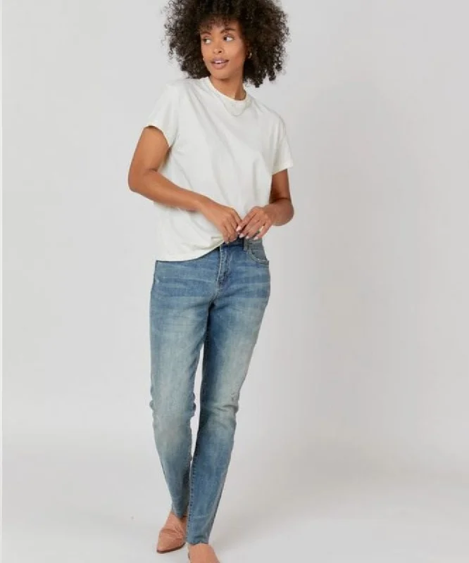 NEW Petite Women's Jeans - 'Crosby' Relaxed Taper Vintage Jean