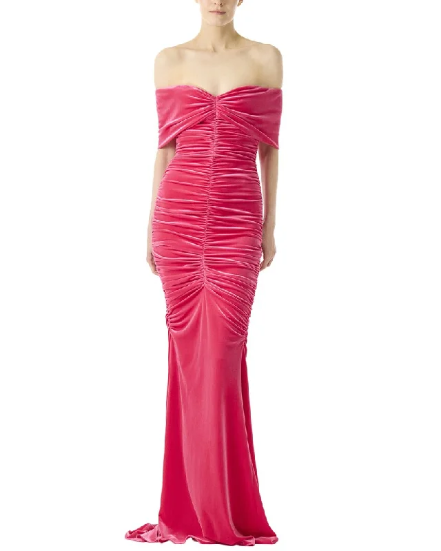 Monique Lhuillier Off The Shoulder Ruched Silk-Lined Gown